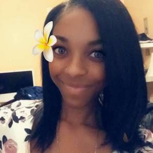 Meet your Posher, Stephiie